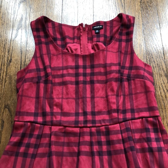 Torrid Red & Black Suede Plaid Scoop Neck Sleeveless Thick Knee-Length Dress - Picture 4 of 7